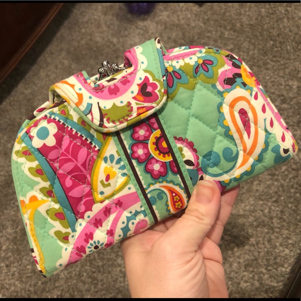 Vera Bradley Kiss and Snap Wallet